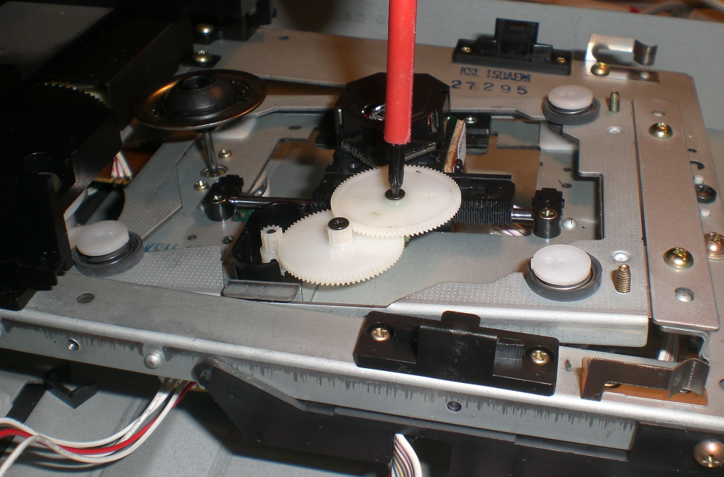 Replace a laser pick up of a Sony CD Player